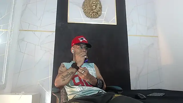 Andrey u92 online show from November 15, 2025, 3:26 am