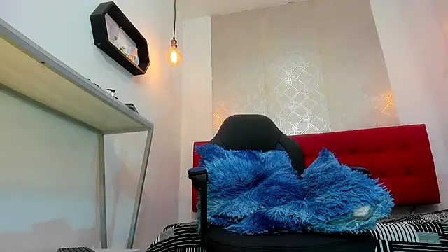 Andrey u92 online show from November 15, 2025, 7:54 pm