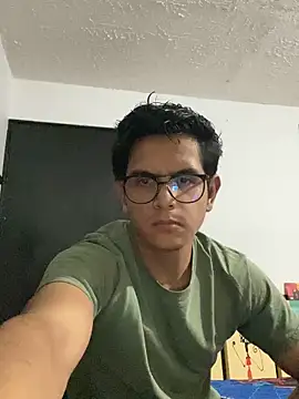 Snapshot of tomahto- chatting on October 16, 2025, 3:07 am tomahto- online show from October 16, 2025, 3:07 am