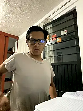 Snapshot of tomahto- chatting on October 20, 2025, 5:08 am tomahto- online show from October 20, 2025, 5:08 am