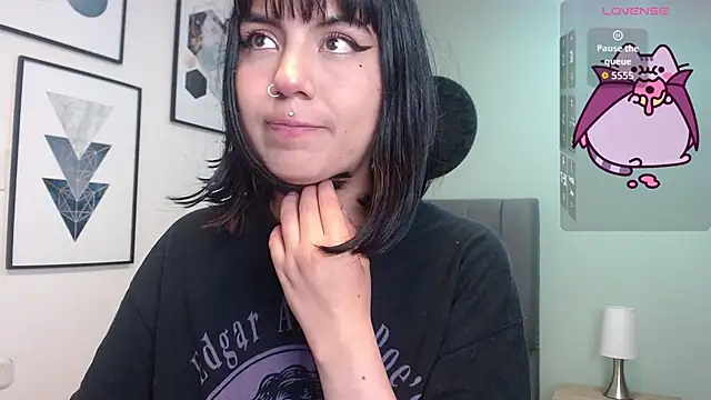 amy adams1 online show from September 22, 2025, 4:25 am