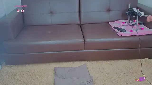 Snapshot of Mariana_Lu chatting on October 25, 2025, 2:52 am Mariana Lu online show from October 25, 2025, 2:52 am