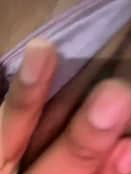 palomamoraid online show from December 18, 2024, 2:10 am