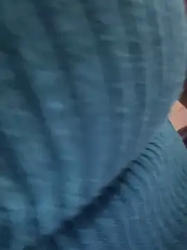 palomamoraid online show from November 22, 2025, 7:02 pm