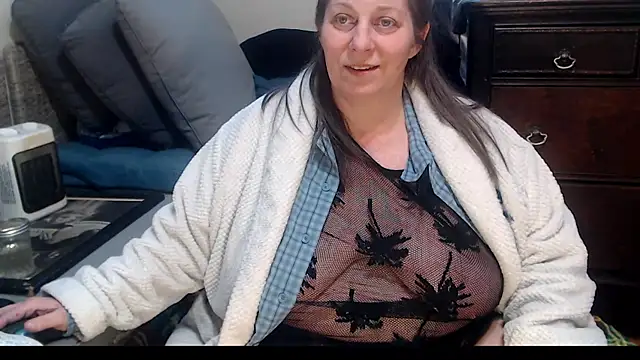 ladyscarlotta online show from January 23, 2025, 8:13 pm