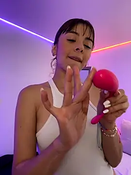 Snapshot of AmmyCollinsW chatting on November 10, 2025, 9:03 pm AmmyCollinsW online show from November 10, 2025, 9:03 pm