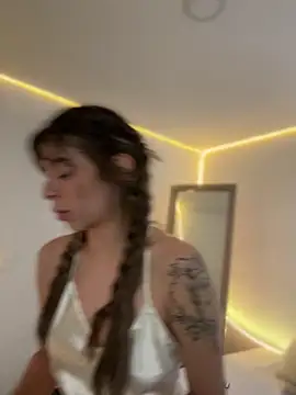 Snapshot of AmmyCollinsW chatting on November 20, 2025, 9:25 pm AmmyCollinsW online show from November 20, 2025, 9:25 pm