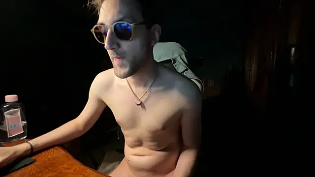 Stefisexy91 online show from April 18, 2026, 7:07 pm