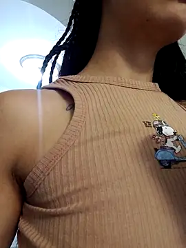 NicoleEsposito online show from March 17, 2026, 12:41 pm