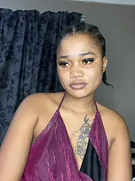 Snapshot of cardibabe chatting on February 11, 2026, 11:43 pm cardibabe online show from February 11, 2026, 11:43 pm