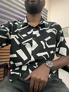 hardfukr0088 online show from February 18, 2025, 7:21 am