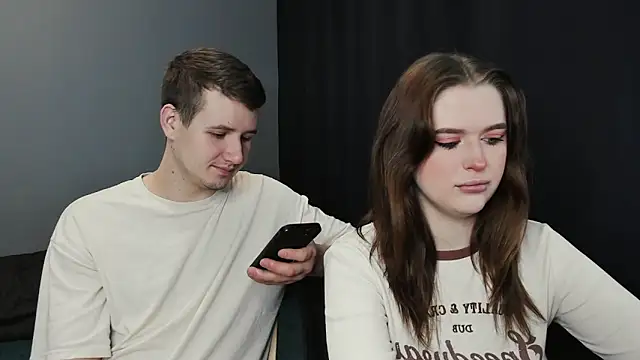 Snapshot of Pinku_kitsune chatting on March 11, 2025, 10:40 am Pinku kitsune online show from March 11, 2025, 10:40 am