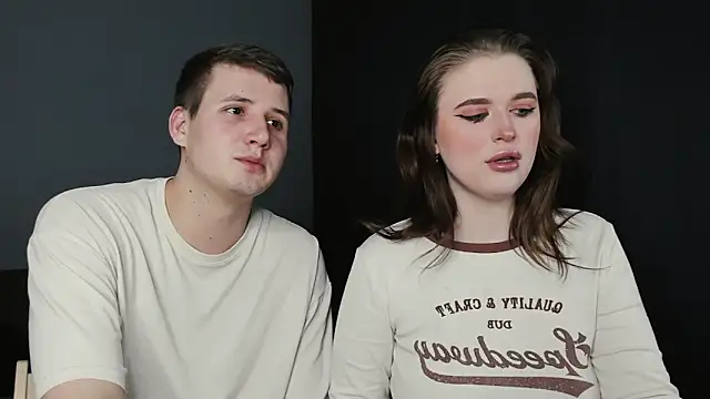 Snapshot of Pinku_kitsune chatting on March 12, 2025, 10:07 pm Pinku kitsune online show from March 12, 2025, 10:07 pm