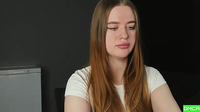 Pinku kitsune online show from December 20, 2025, 12:40 am