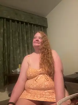 Snapshot of Sierra_bbyx chatting on April 21, 2026, 12:45 am Sierra bbyx online show from April 21, 2026, 12:45 am