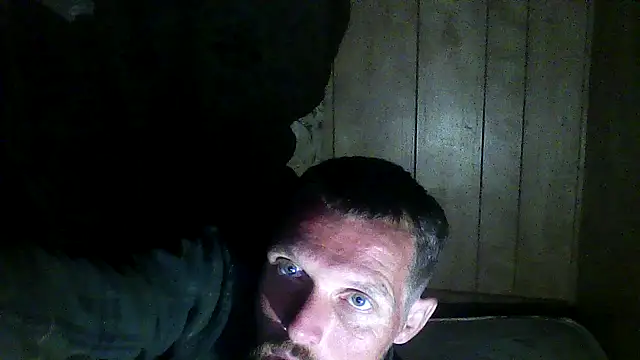 luke thighwalker2469 online show from March 5, 2026, 5:14 am