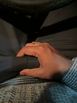 nikindian2024 online show from January 28, 2025, 12:43 pm