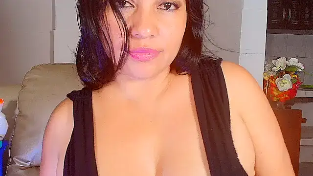 Natasha Montero  online show from January 25, 2025, 5:51 pm