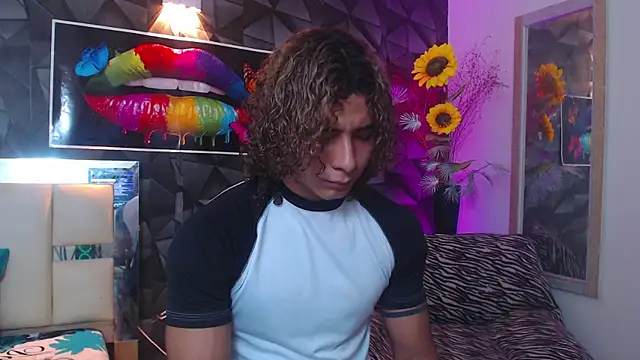 Demitryo online show from March 9, 2025, 2:29 am