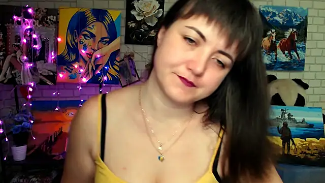 Darina M  online show from February 15, 2026, 5:15 am