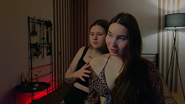 Snapshot of domDani_subMay chatting on March 3, 2025, 3:52 am domDani subMay online show from March 3, 2025, 3:52 am