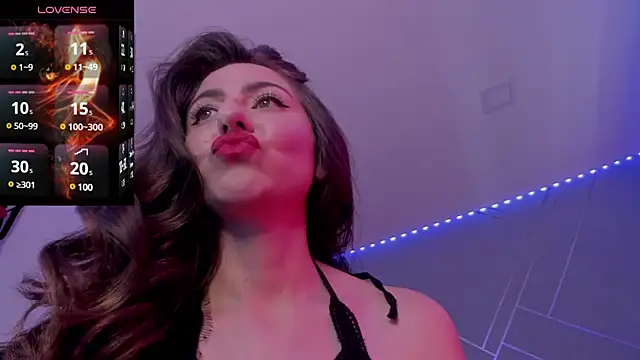 Ich Bin Julia online show from December 14, 2024, 4:42 pm