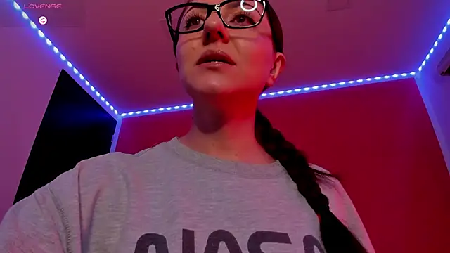 Ich Bin Julia online show from June 2, 2026, 9:44 am