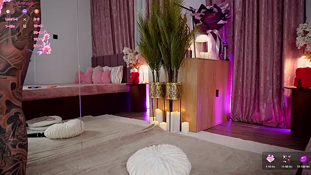 EmilyHudsson 1 online show from March 1, 2026, 6:10 pm