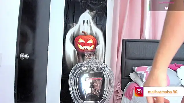 sara maisa online show from October 22, 2025, 8:08 pm