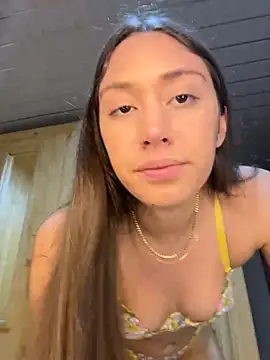 Barbielatinas online show from November 30, 2025, 6:06 am