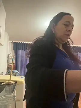 Snapshot of Freya_Artemisa chatting on November 2, 2025, 6:43 pm Freya Artemisa online show from November 2, 2025, 6:43 pm