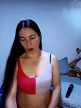 renata hot1 online show from February 27, 2026, 8:31 pm