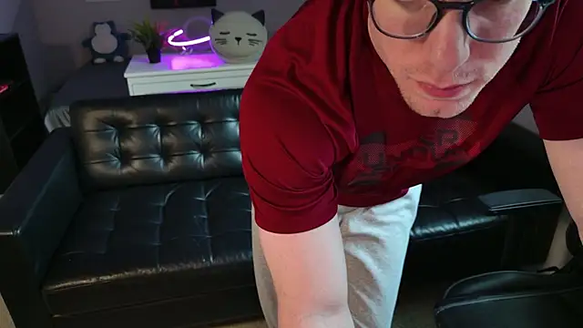 BlueEyedTallGuy94 online show from January 16, 2026, 12:03 am