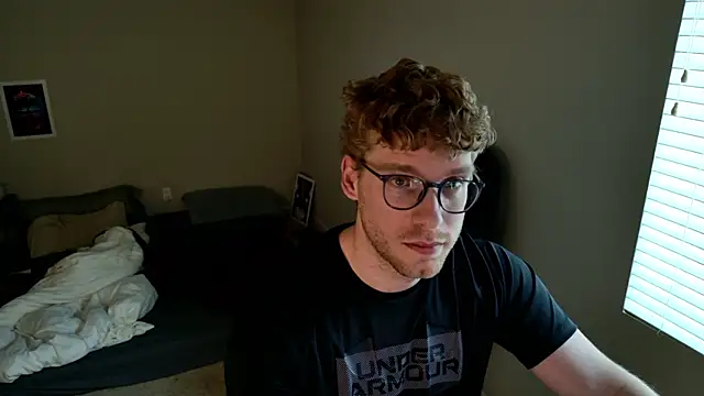 BlueEyedTallGuy94 online show from July 24, 2026, 1:47 am