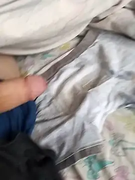 Snapshot of Grig1982 chatting on February 12, 2026, 7:25 am Grig1982 online show from February 12, 2026, 7:25 am