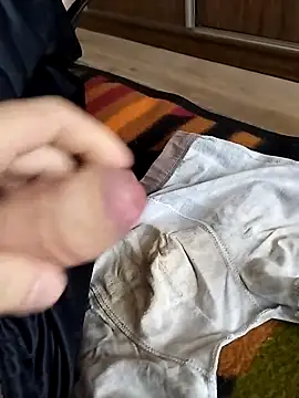 Snapshot of Grig1982 chatting on March 1, 2026, 3:14 pm Grig1982 online show from March 1, 2026, 3:14 pm