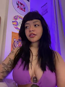 Ashley Chriss online show from February 21, 2025, 4:51 am