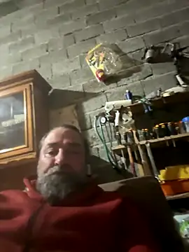 Snapshot of ros217 chatting on January 5, 2026, 9:18 pm ros217 online show from January 5, 2026, 9:18 pm