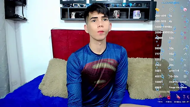 Snapshot of Tayson_Rivers chatting on January 21, 2025, 9:04 pm Tayson Rivers online show from January 21, 2025, 9:04 pm