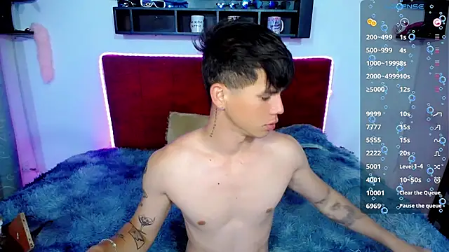 Snapshot of Tayson_Rivers chatting on February 8, 2025, 8:53 pm Tayson Rivers online show from February 8, 2025, 8:53 pm