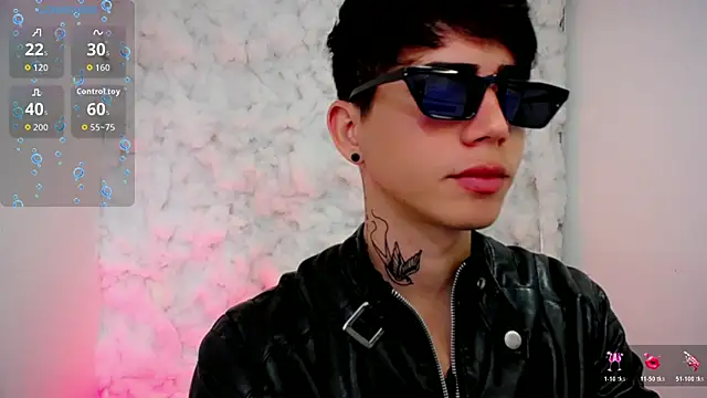 Snapshot of Tayson_Rivers chatting on October 25, 2025, 2:02 pm Tayson Rivers online show from October 25, 2025, 2:02 pm