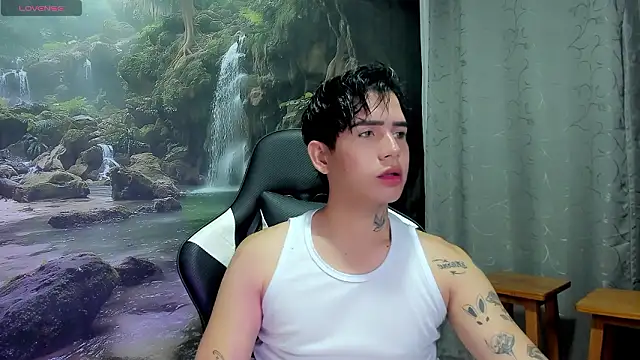 Snapshot of Tayson_Rivers chatting on March 4, 2026, 8:31 am Tayson Rivers online show from March 4, 2026, 8:31 am