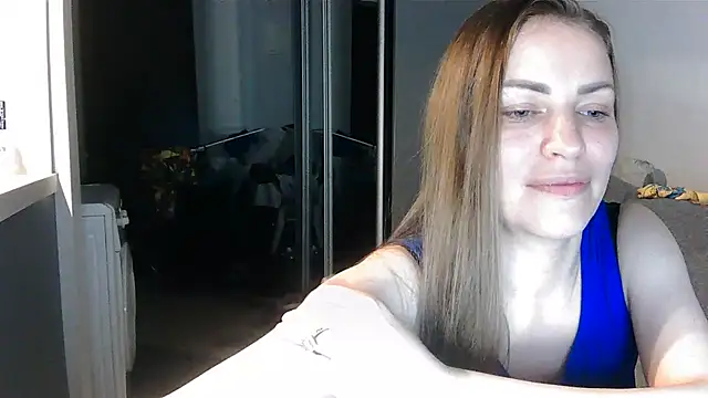 AnnaDiamond1 online show from July 2, 2026, 10:38 pm