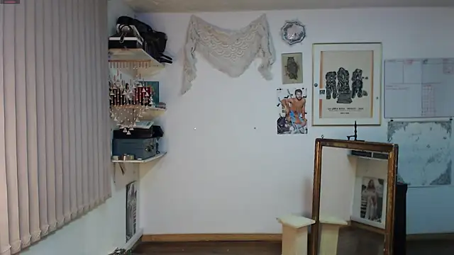 Siriss boyrag online show from November 1, 2025, 12:12 am