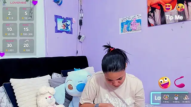 sara mendez2 online show from November 15, 2025, 11:10 pm