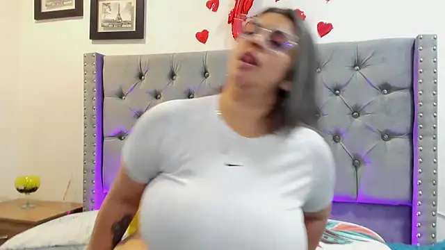 Snapshot of Melinda_bob chatting on March 10, 2025, 5:29 pm Melinda bob online show from March 10, 2025, 5:29 pm