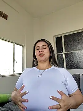 Snapshot of Melinda_bob chatting on April 2, 2026, 7:44 pm Melinda bob online show from April 2, 2026, 7:44 pm