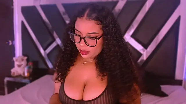 MelannyTylor online show from July 17, 2026, 3:13 am