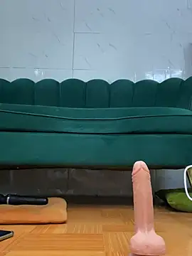 Bella babei01 online show from January 9, 2025, 5:43 pm