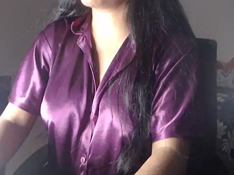 Snapshot of DevilErin chatting on November 6, 2025, 1:23 pm DevilErin online show from November 6, 2025, 1:23 pm